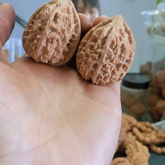 【闪购商品】把件文玩核桃37高尖鸡心