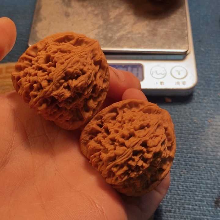 文玩核桃吊坠全品南疆42