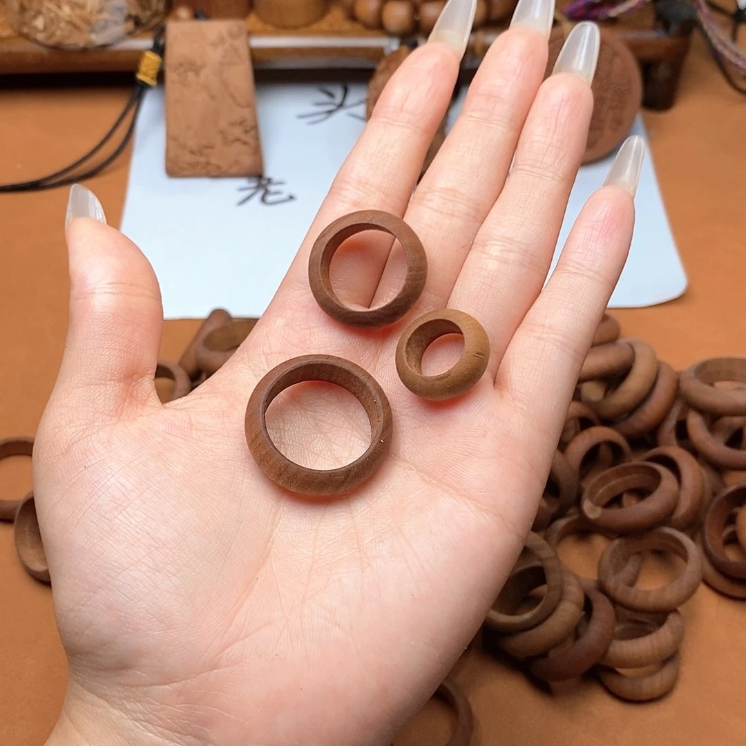 檀香木手串/手链戒指三件套（瑕疵）