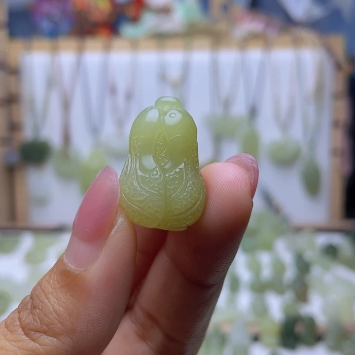 花***州吊坠(不含链)未镶嵌和田玉