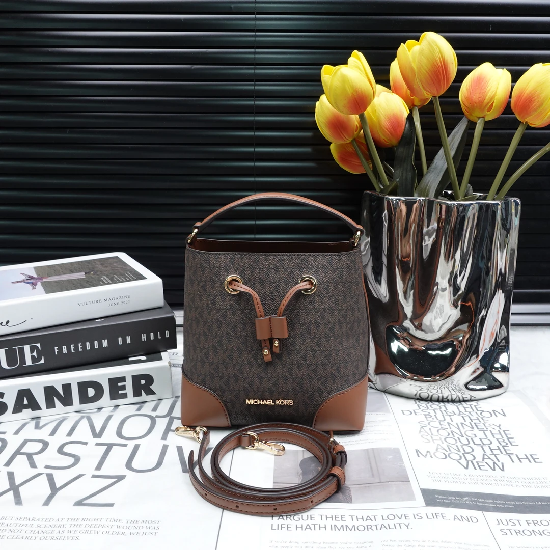 95新 MICHAEL KORS/迈克高仕 单肩包/T10208303