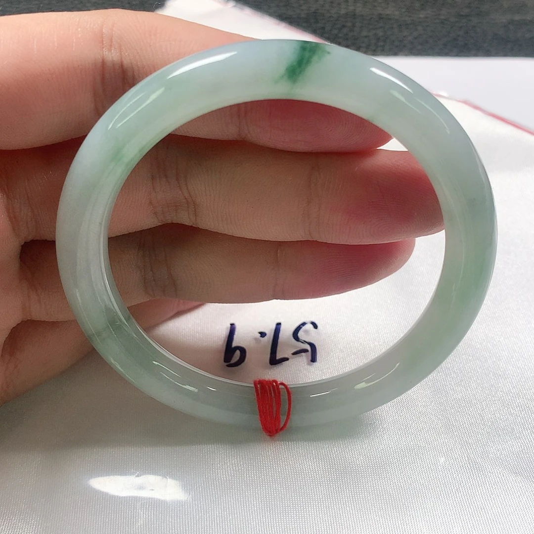 未镶嵌手镯（圆镯）翡翠372号