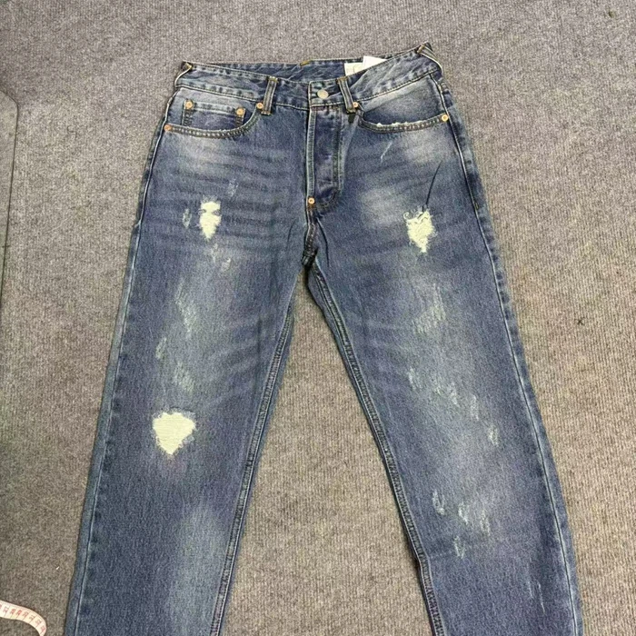男款海鸥磨破牛仔裤子