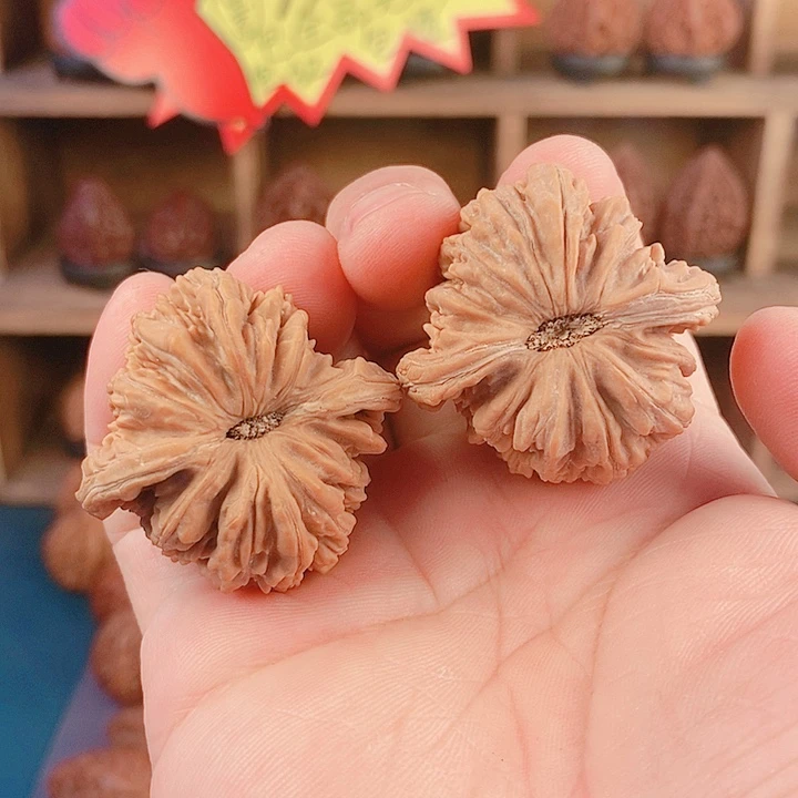 文玩核桃吊坠024平谷楼40尺