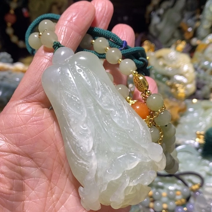 岫玉岫玉吊坠未镶嵌