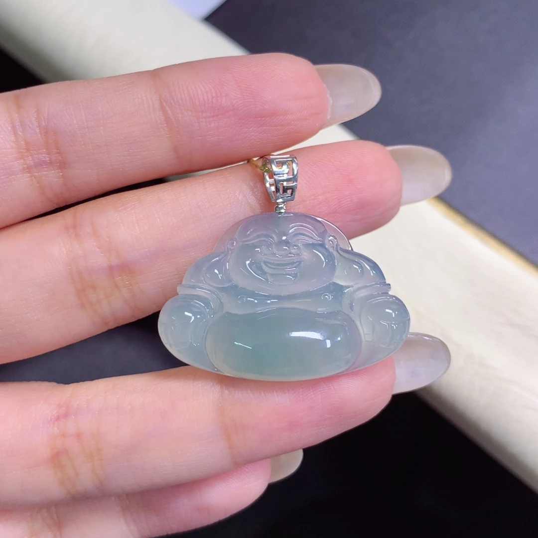 颈饰18K金镶嵌翡翠火*佛公