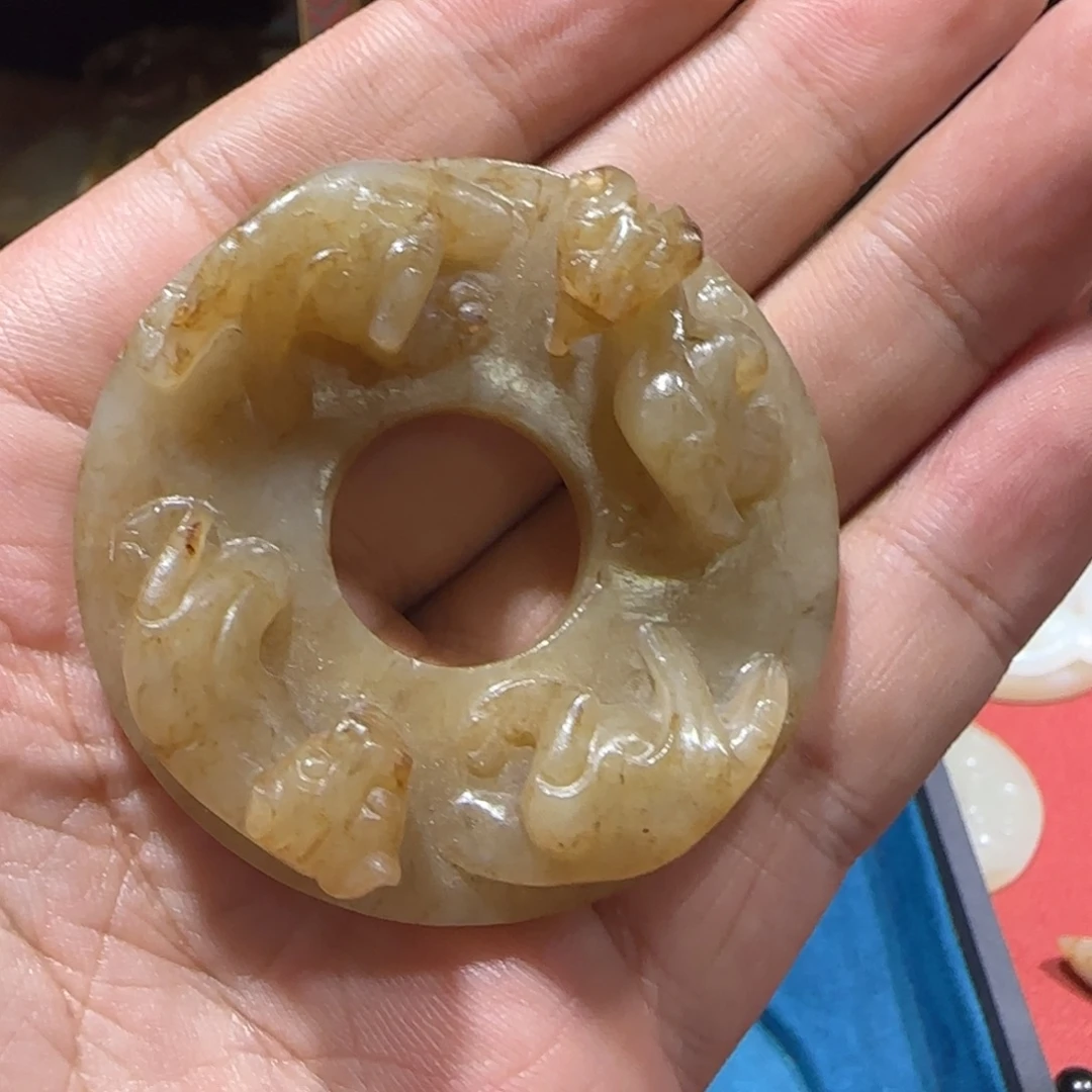 子***浩颈饰未镶嵌和田玉