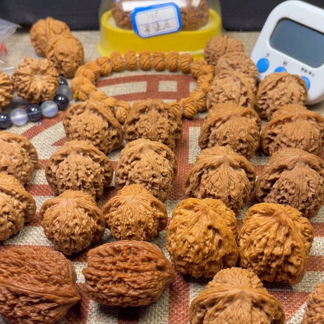 核桃把件心**明40尺三角南疆