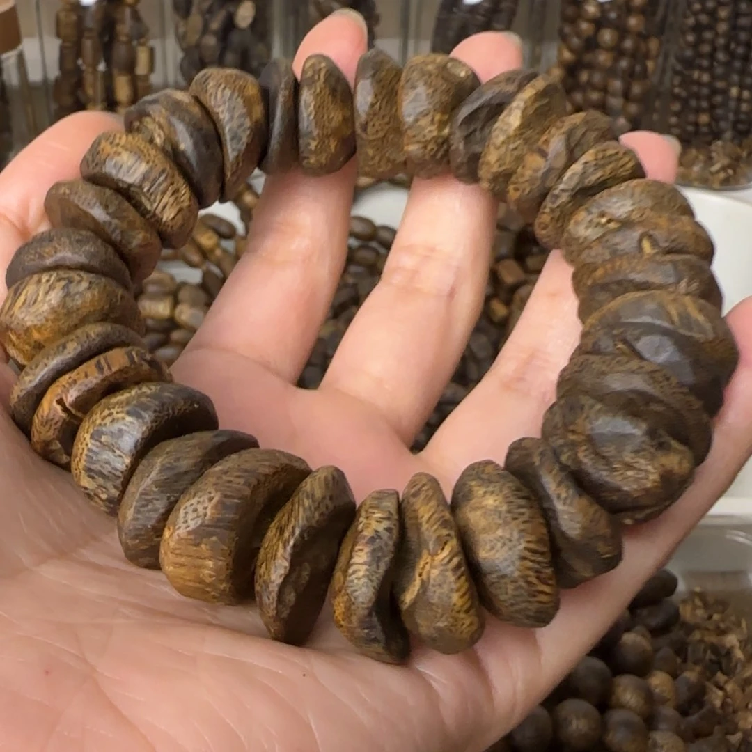 手串沉香山单圈树丁包壳老料乌身圆叶老料43克