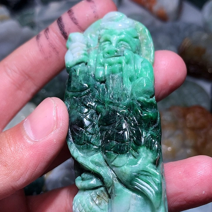 翡翠未镶嵌颈饰保真天然a货翡翠