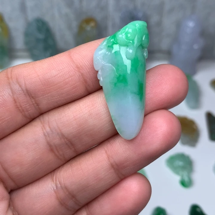 翡翠吊坠(不含链)未镶嵌