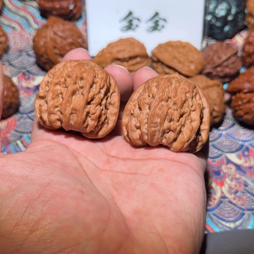 文玩核桃把件平谷凹底，尺寸41