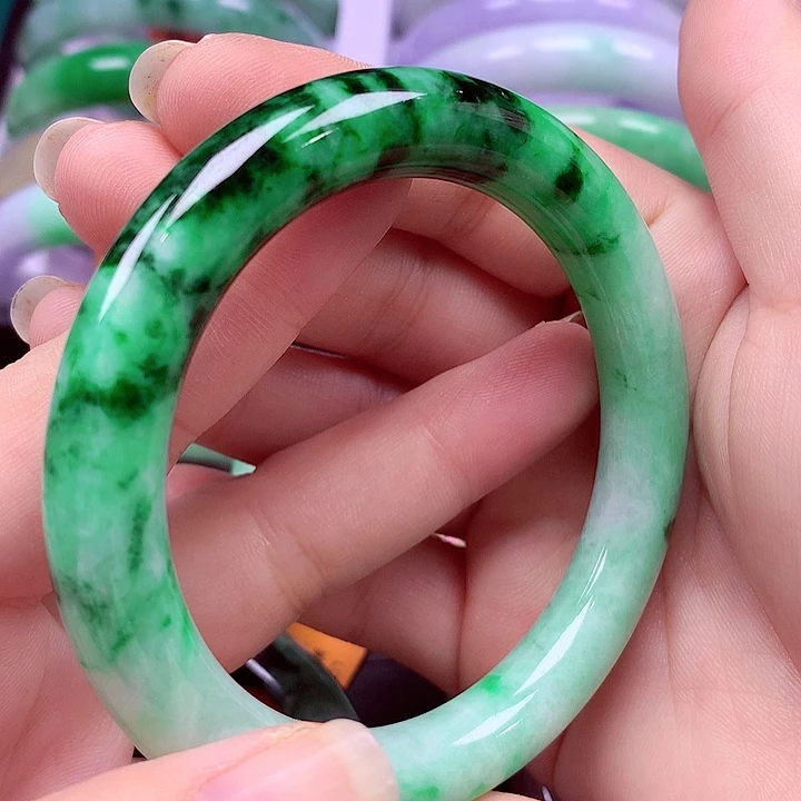 翡翠未镶嵌手镯翡翠手镯