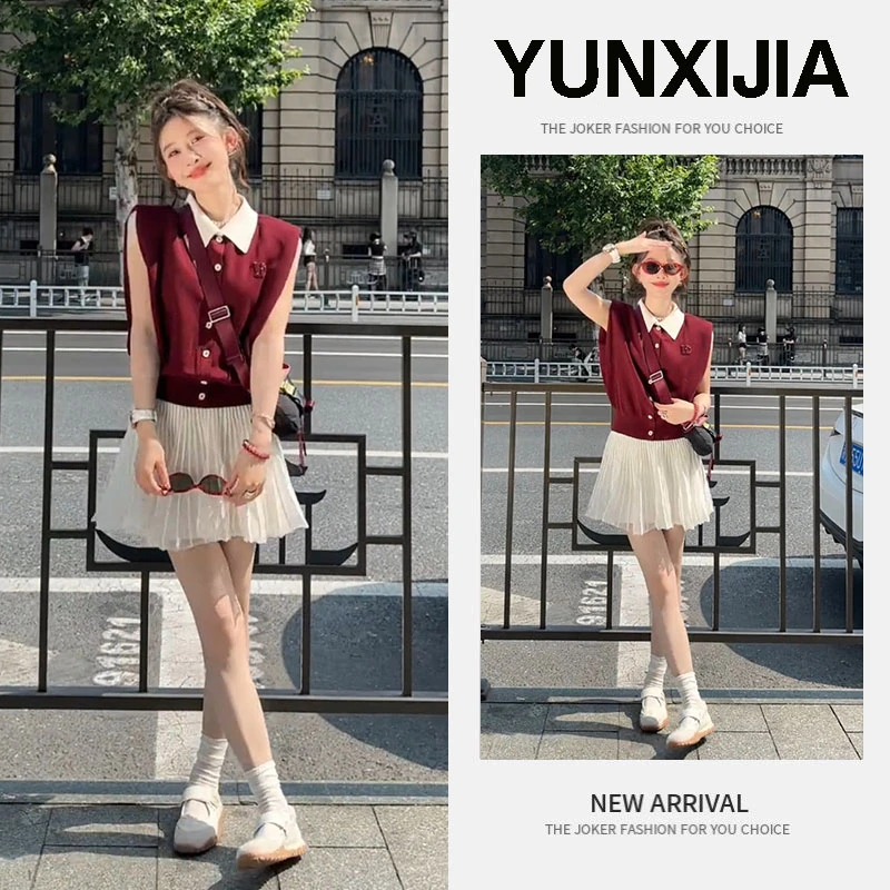 今年夏天流行穿搭甜妹风2025年新款清新百搭polo领上衣短裙两件套