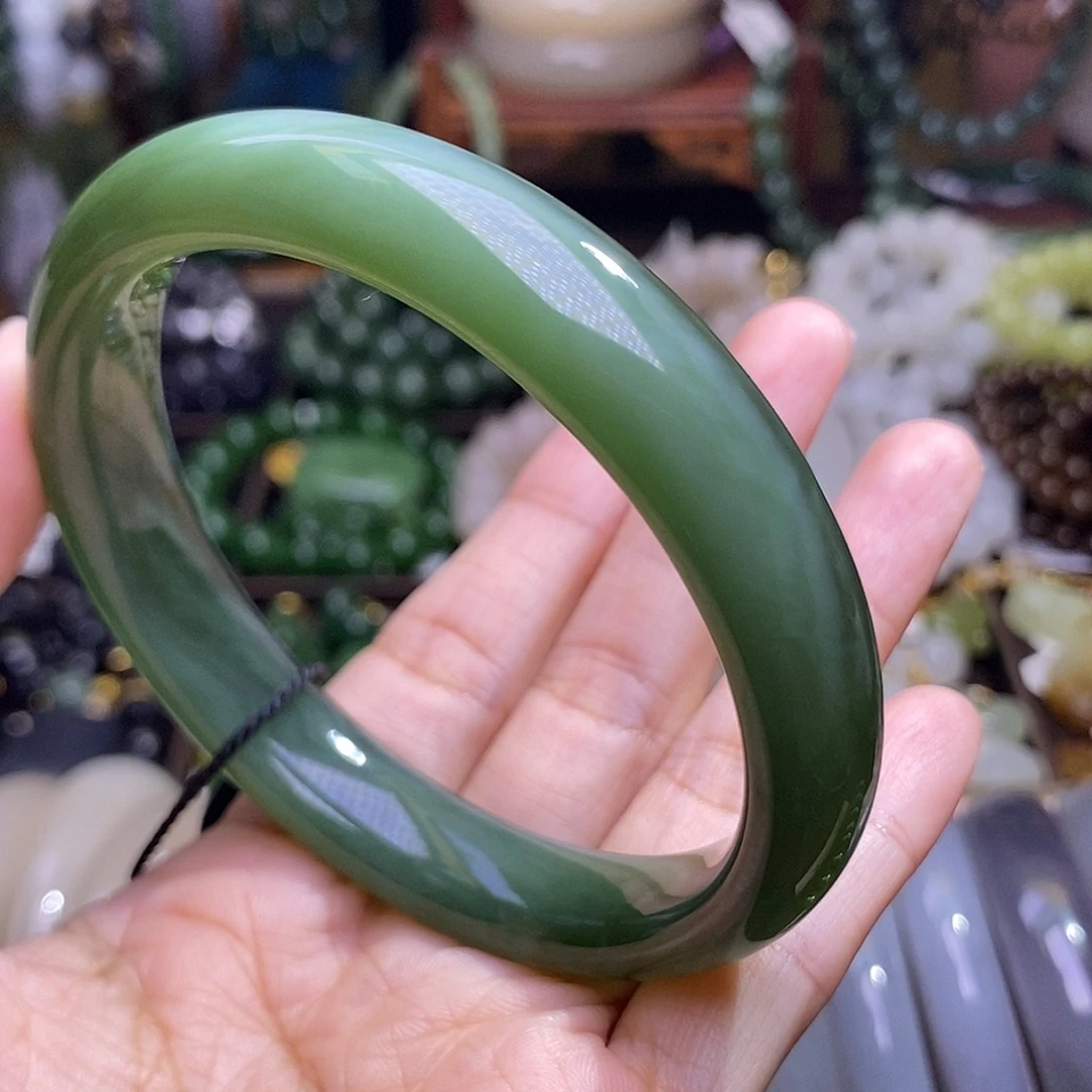 未镶嵌手镯和田玉61 猫眼碧玉脂膏级天花板手镯