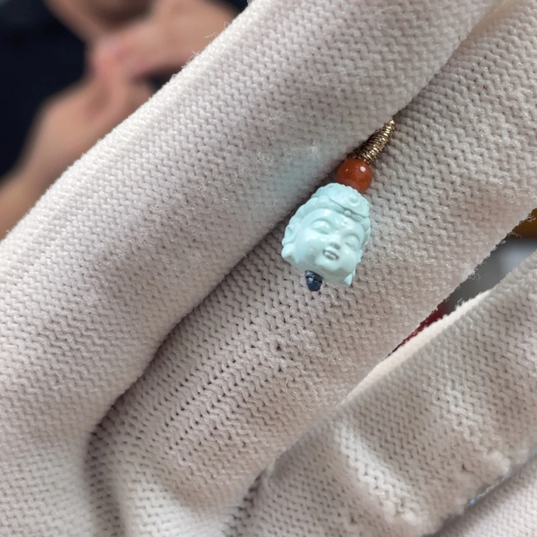 绿松石未镶嵌挂件