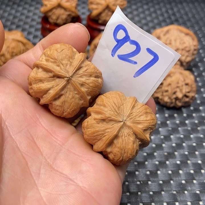 文玩核桃把件927四棱