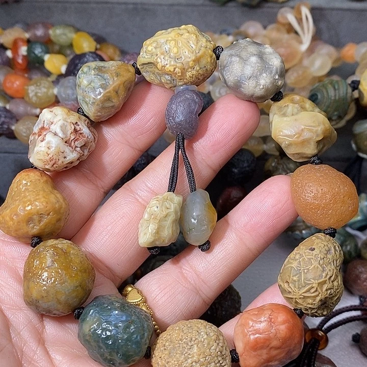 未镶嵌玛瑙/玉髓珠宝奇石