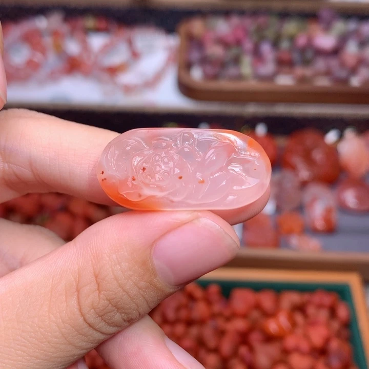 未镶嵌南红南红玛瑙莲花手牌2