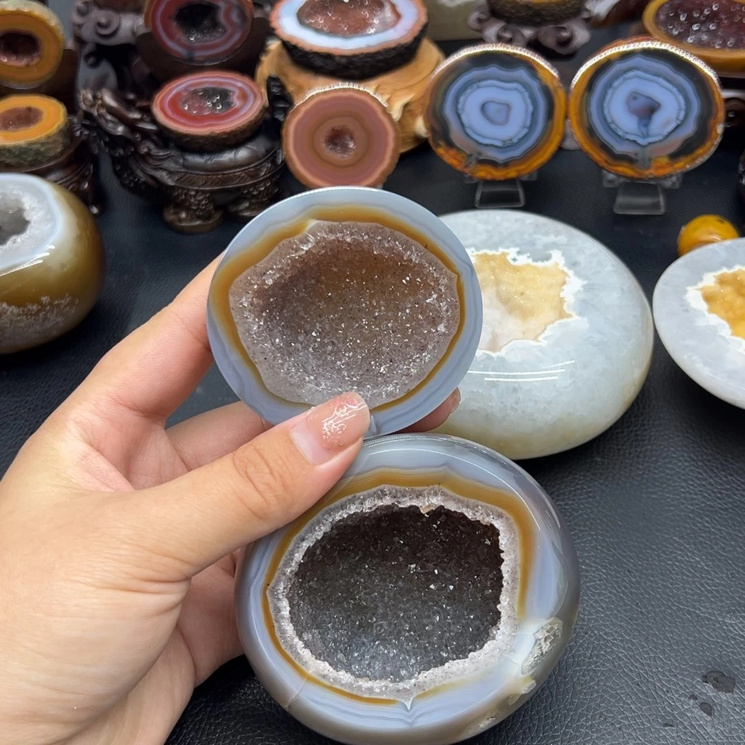 未镶嵌水晶大型摆件（非配饰）