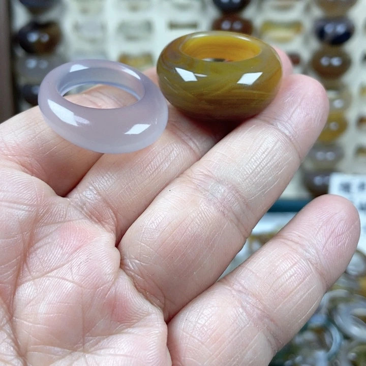 未镶嵌戒指玛瑙/玉髓不退不换港码16