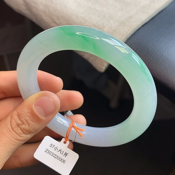 未镶嵌手镯翡翠57冰阳绿圆条