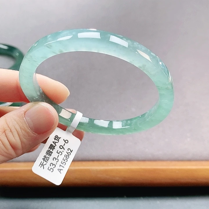 【闪购商品】翡翠手镯（圆镯）未镶嵌