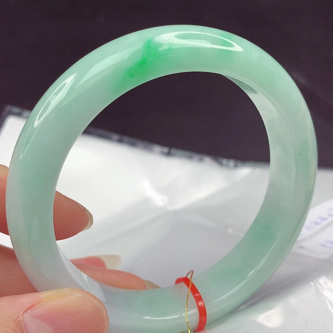翡翠手镯未镶嵌58圈407