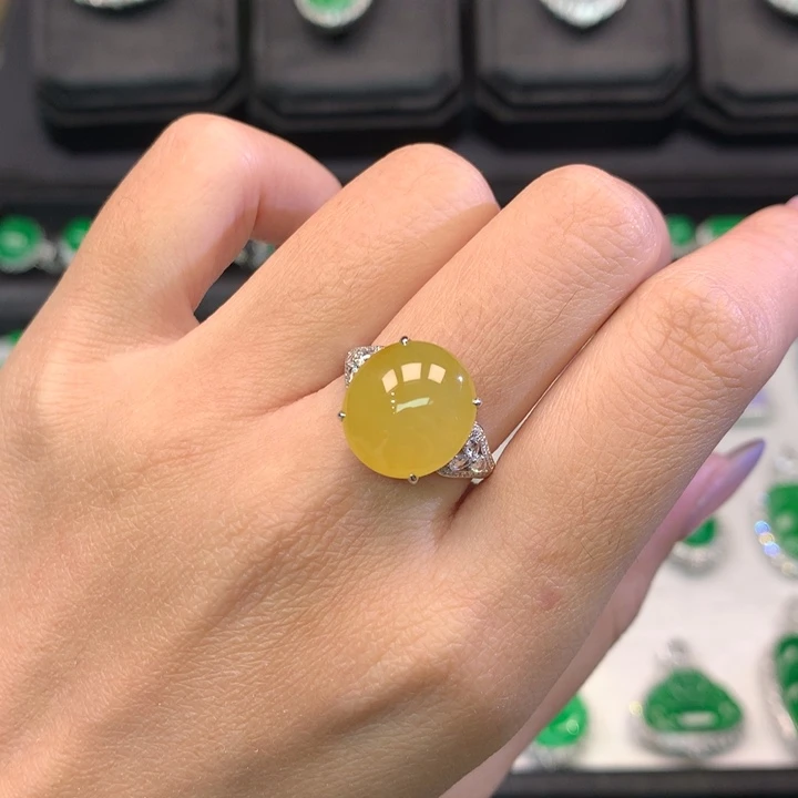 翡翠吊坠(不含链)18K金镶嵌力推款