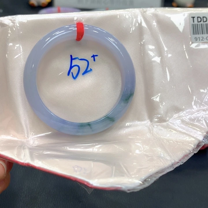翡翠未镶嵌手镯翡翠31