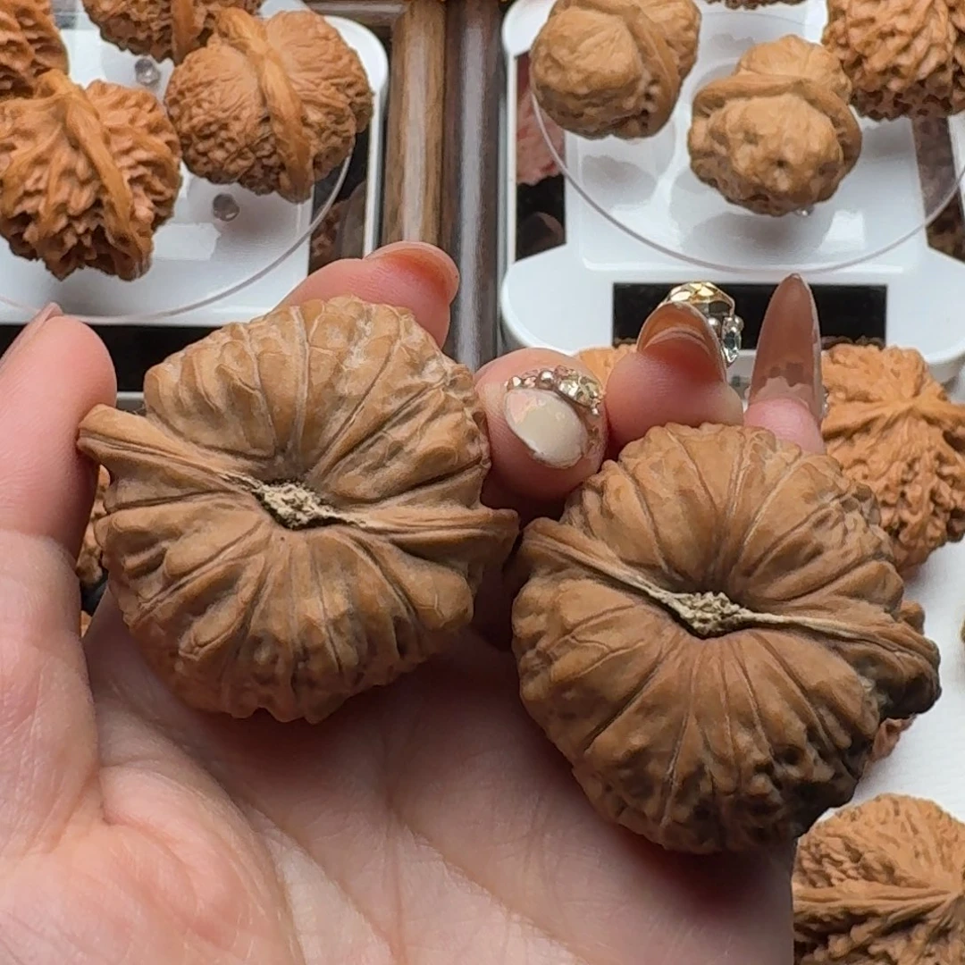 是***的吊坠文玩核桃43全品南瓜墩