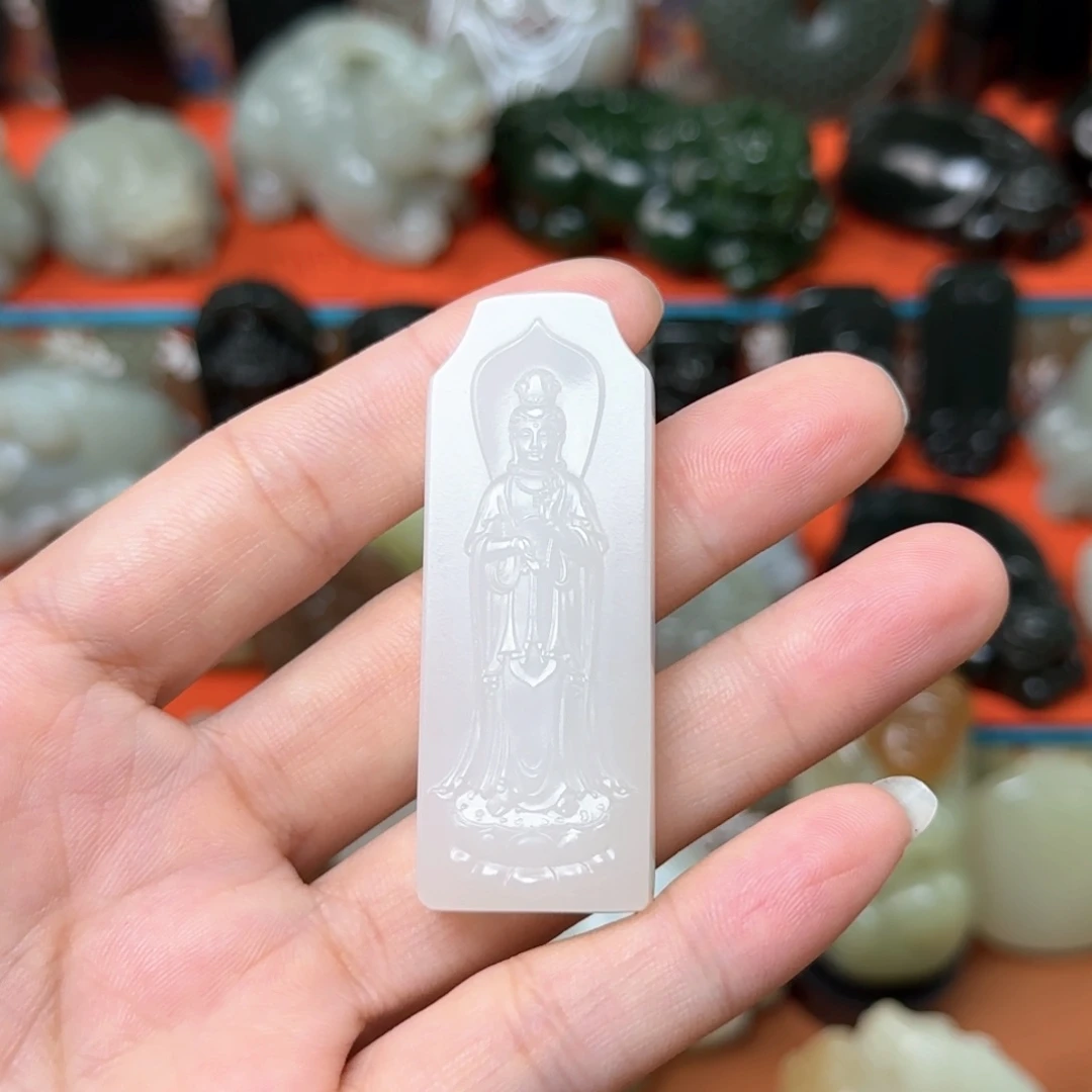 未镶嵌和田玉把件