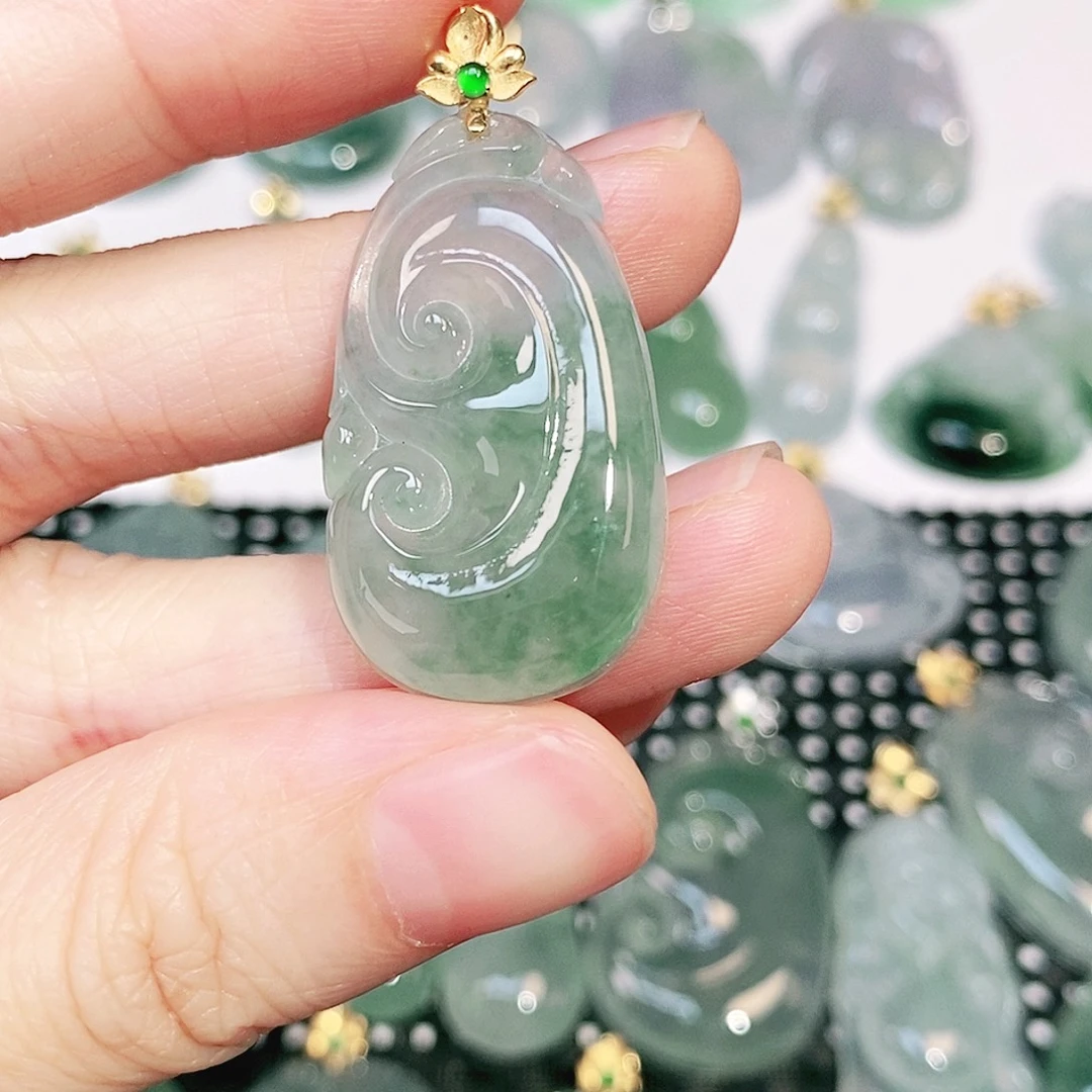 翡翠18K金镶嵌吊坠(不含链)