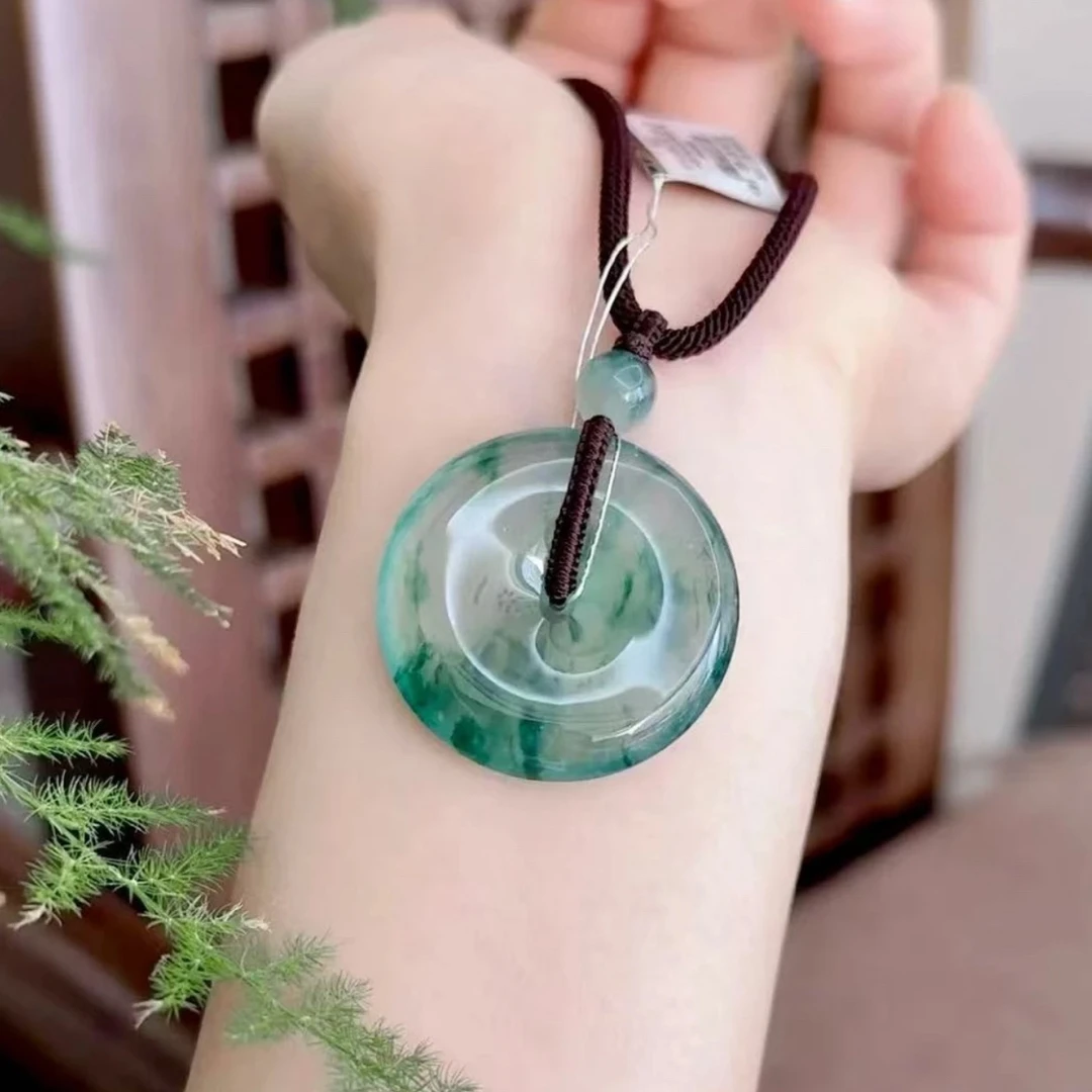 精品翡翠A货平安扣
