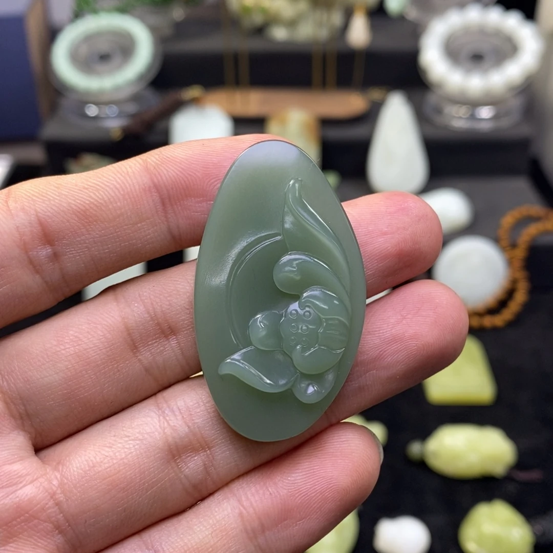 和田玉未镶嵌吊坠(不含链)