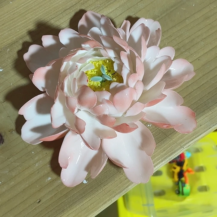 摆件德化工厂陶瓷手工捏花