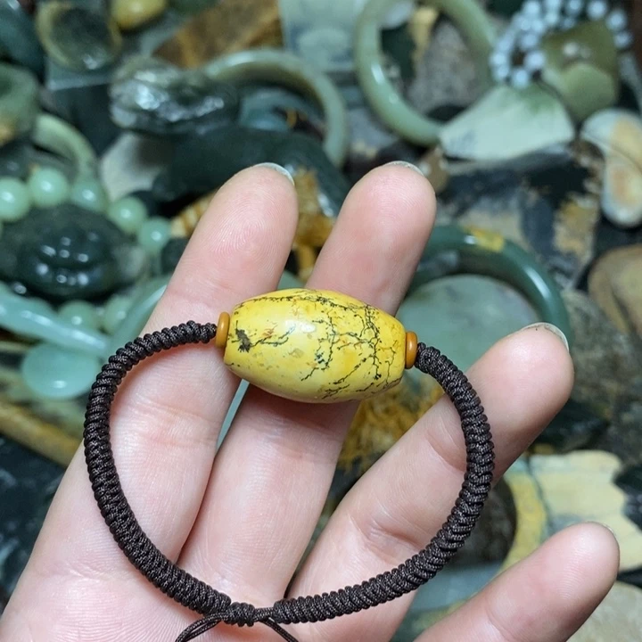 岫岩河磨玉（透闪石质玉）颈饰未镶嵌吃**喝