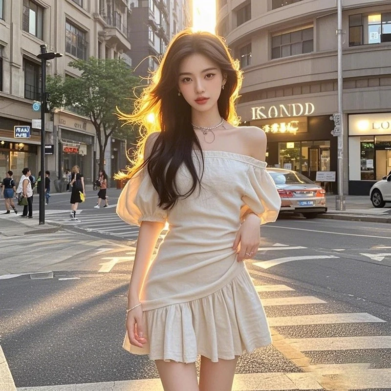 泡泡袖一字肩设计感别致不规则气质辣妹连衣裙小众时尚气质高级感