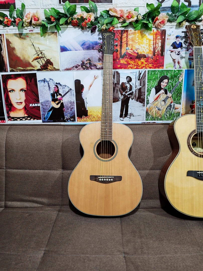 36寸云杉桃花芯圆角合板民谣吉他
