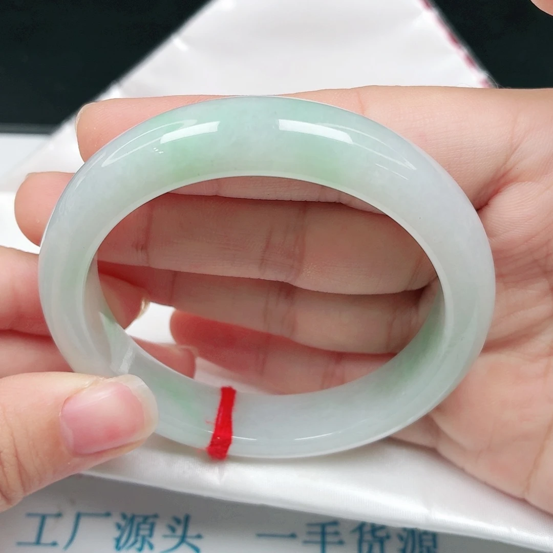 未镶嵌手镯翡翠翡翠