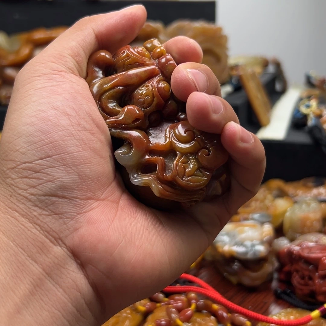 石英质玉（黄龙玉）未镶嵌多选发其一