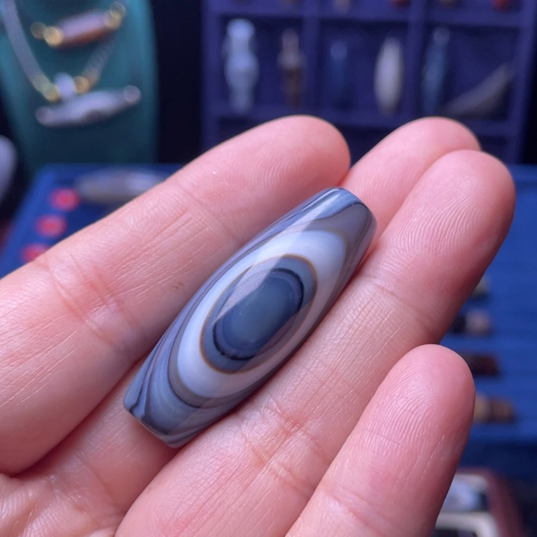 同***力玛瑙/玉髓未镶嵌颈饰