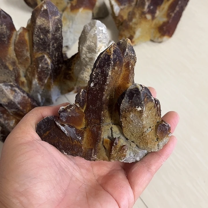 源****未镶嵌珠宝半成品水晶