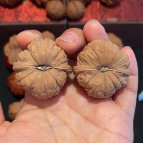 文玩核桃吊坠南瓜墩