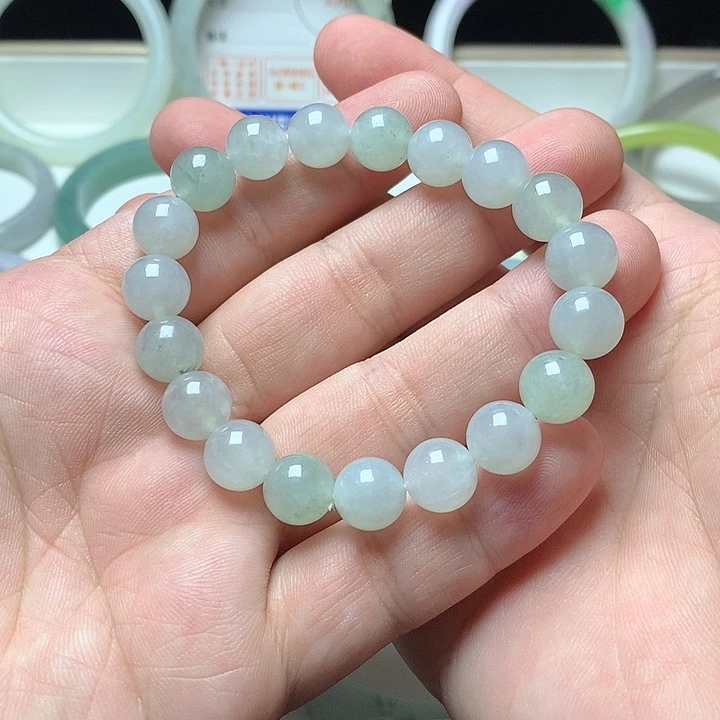 翡翠未镶嵌颈饰卡9.8