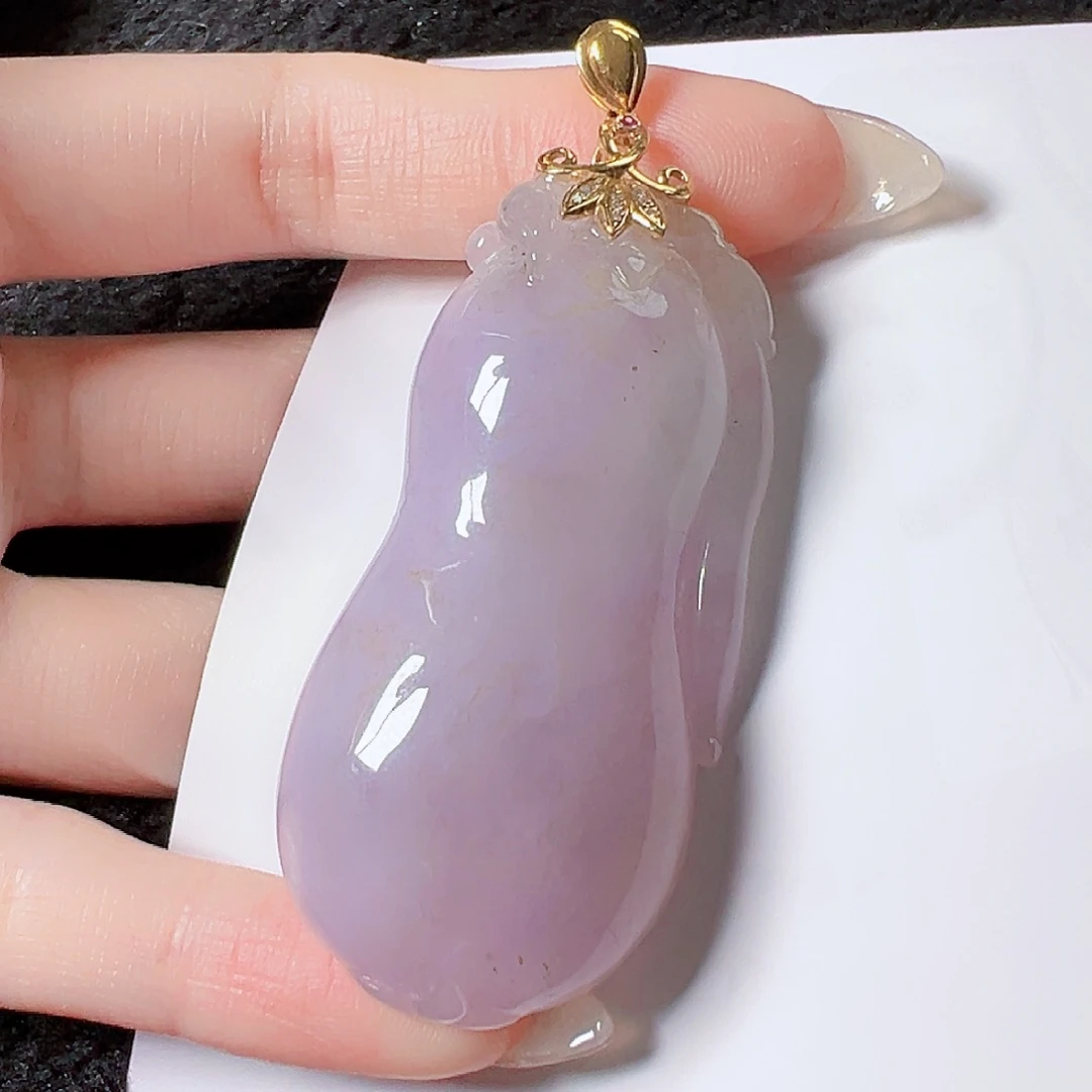 翡翠颈饰18K金镶嵌签收后24小时鉴赏期，过时不退