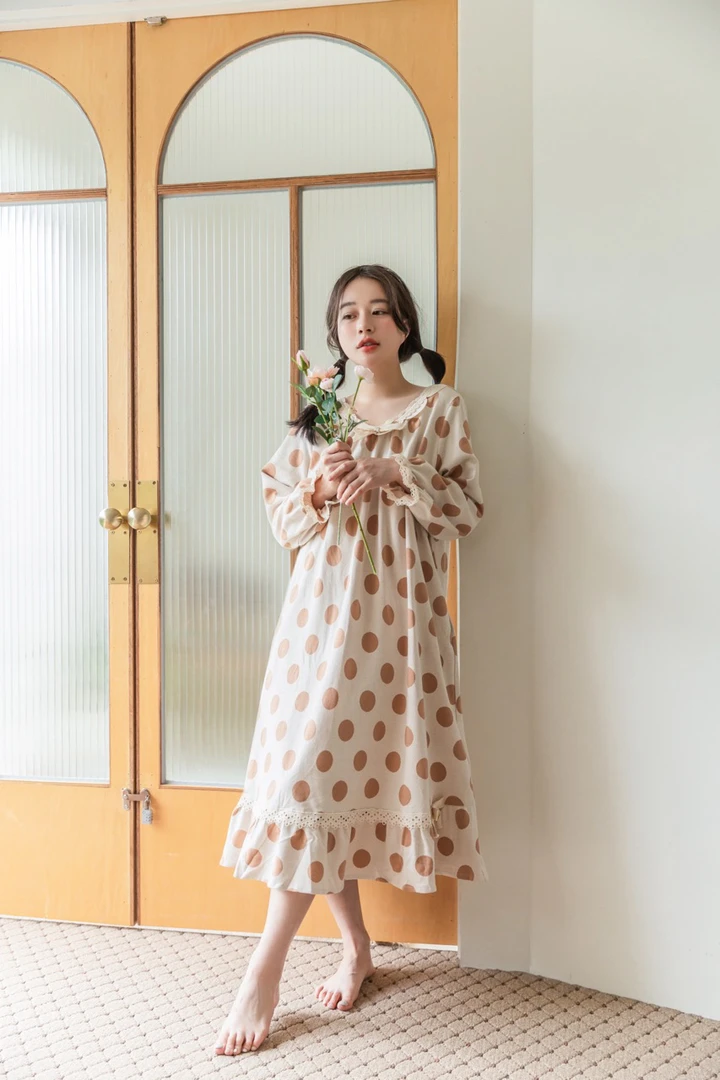 韩国YQ秋冬纯棉柔软舒适波点睡裙2252