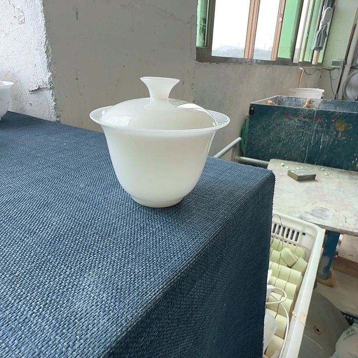 璞玉二才纯白盖碗容量约170毫升