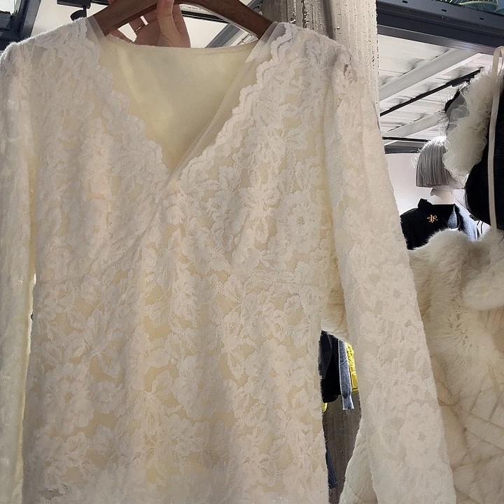 醋酯纤维秋冬纯欲蕾丝打底衫