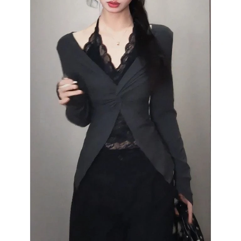 大码胖MM纯欲辣妹风假两件蕾丝挂脖上衣女秋性感扭结开叉修身T恤